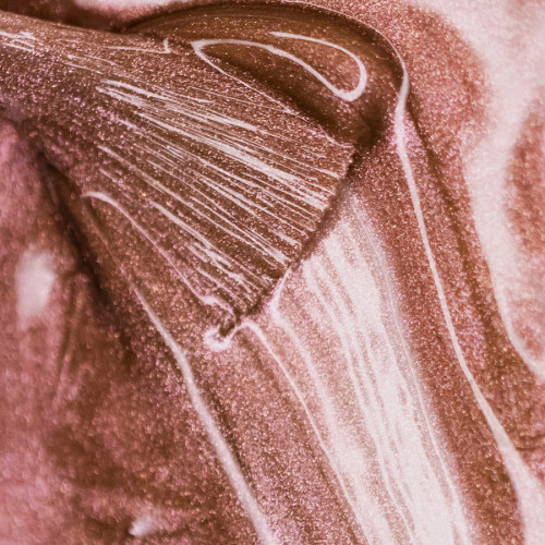 ГЕЛЬ ЛАК THUYA ON-OFF SHINY BROWN